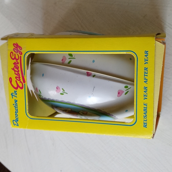 NWT Vintage Set of Two Decorative Tin Easter Eggs - Picture 5 of 5